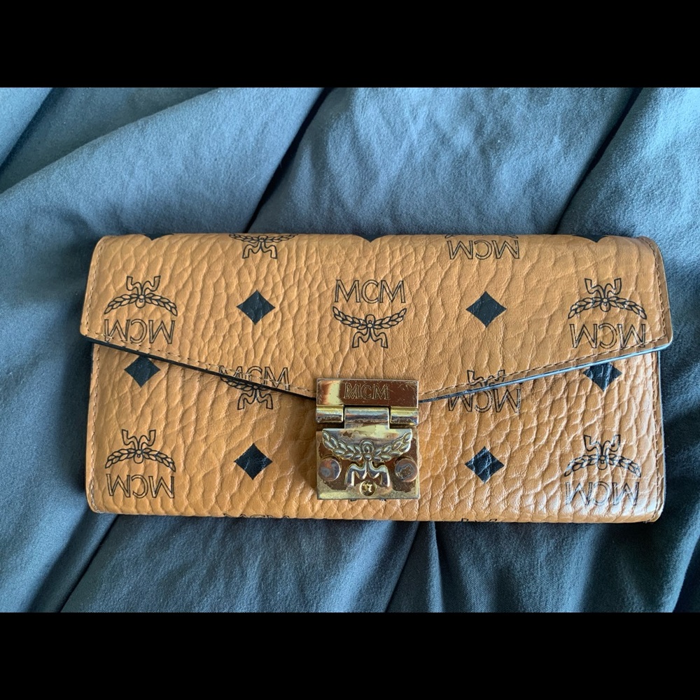 MCM Wallet